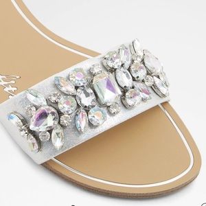 Curfew Who Aldo Sandals White